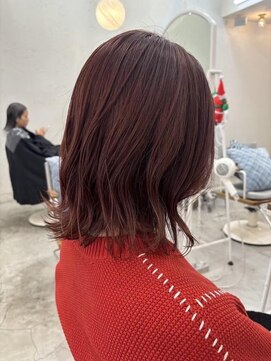 ロミー 本厚木(ROMMY.) ミディアムレイヤーカット◎くびれウルフ◎ダークレッド髪質改善