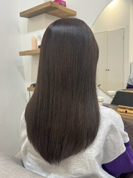 シアエミュー 新越谷店(SHEER emu) グレージュカラー