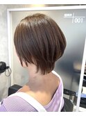 顔回りショートウルフ