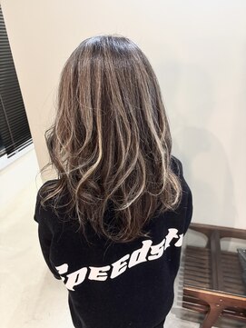 エピ(epi) ブリーチデザイン