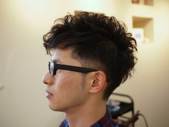 ペルシュ (hair design PERCHE)の写真/メンズカットに自信あり！抜群のカット技術で朝のスタイリングも簡単！納得のいくスタイルが実現◎