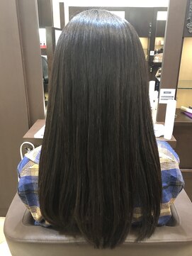 ミリュウ(Milieu) 自然とまとまる髪に　やわらか縮毛矯正