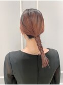 タイトローポニーテール