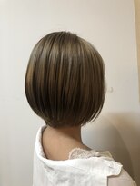 ミルコ バイ クラク(MIRUCO by KURAKU)&nbsp;おさまるショートボブ！