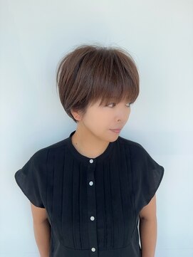 アイズ 渋沢(AIZU) お手入れ簡単大人ショートヘア