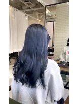 トリムバイエンヴィ(tlim by ENVY)&nbsp;年中問わず人気　ネイビーブルーカラー×韓国スタイル