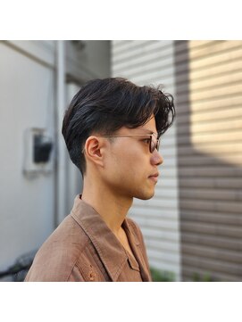 ヘア スタジオ クリブ 北千住(HAIR STUDIO CRIB) リバースセンターパート