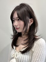 ユニコ(unico)&nbsp;韓国風/レイヤー/小顔/前髪カット/髪質改善/グレージュ/透明感