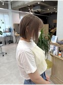 ベージュカラーボブ