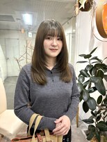 ホヌア(hoNua.) 柔らかオリーブベージュ×レイヤーカット