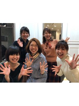 女性ならではの視点でカウンセリング。会話の中から悩みを共感しながらあなたのなりたいを読み取ります♪