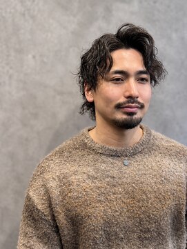 フジヤマバーバーショップ アジト(FUJIYAMA BARBER SHOP ajito) センターパート×スパイラルパーマ メンズ/明石/西明石/大久保