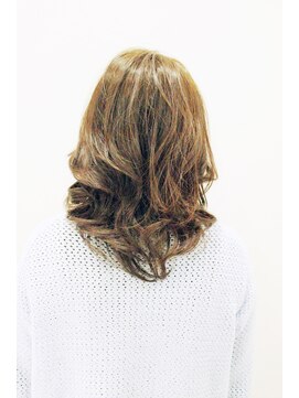 ヴォーグ 春日井高蔵寺店(VOGUE) エアリーミディ