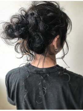 エル セルカ 高田馬場(el CERCA) 大人可愛いお団子スタイル【el CERCA高田馬場】