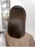 ツヤが出過ぎて困っちゃうヘアケア。