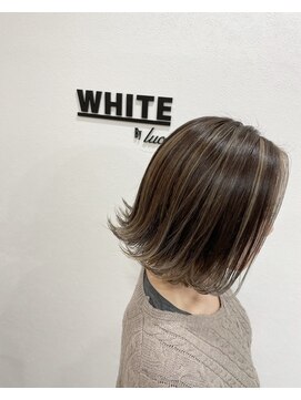 アンダーバーホワイト 阪神西宮店(_WHITE) 外国人風ハイライトカラー　デザインカラー