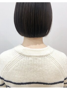 マド ヘア(mado hair) ミニボブ