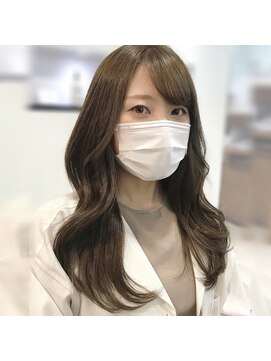 ラブクロムトーキョー オモテサンドウ(LOVECHROME OMOTESANDO) ショコラベージュメルティカラー☆くびれヘアカールベビーバング