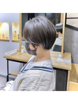 ヘアーベースティビ(Hair Base OTiBi) 縮毛矯正＋ショートカット