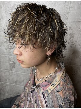 ロンド クラン 岡崎(Lond Clan) ウルフカット/マッシュウルフ/波巻きパーマ/ハイライト