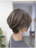 アクセントカラーショートボブ◎
