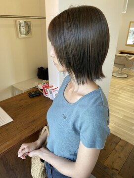 スカイ(Sky) オリーブグレージュ