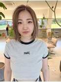 くすみの中の透明感　sheer beige　　寺沢　颯