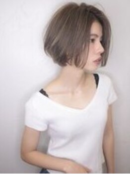 クロスオーバー(Cross Over)の写真/顔周りのカットで印象が変わる！骨格や髪質に合わせたカットで、あなたの魅力を最大限引き出します◎