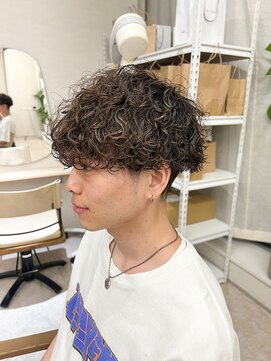 フルールバイアヴァンスクロス(Flulu by avance. cross) スパイラルパーマ