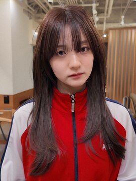 ノイカーム(noi Calm) 顔周りレイヤーカットくびれヘアミルクティーベージュカラー