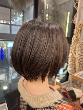  リュクスバトーバイトリコ 船橋南口店(Luxe BATEAU by tricot) ショートボブ