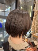 ショートボブ