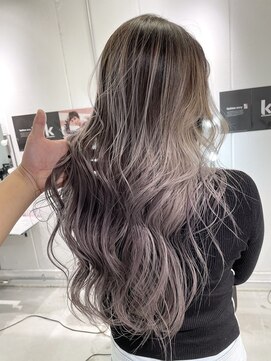 キング 枚方店(K!ng) ハイライトカラーミルクティーベージュレイヤーカット