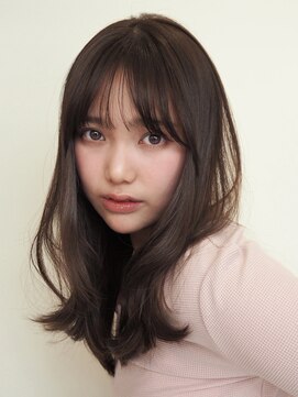 ノイ(noi) 透明感溢れるベージュカラー/扱いやすい大人レイヤーミディアム