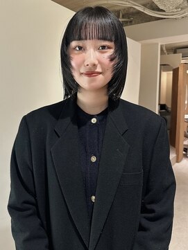 ユー セント(yew scent) マッシュボブ+ブルーブラック kaho