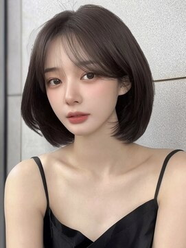 ユーフォリア 渋谷グランデ(Euphoria SHIBUYA GRANDE) 渋谷 ボブ 韓国ヘア 大人ボブ 顔周りレイヤー 小顔カット