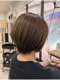 ショートボブ