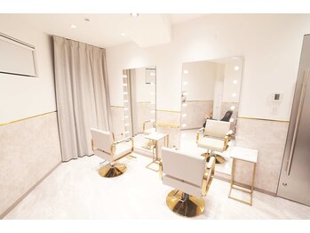 キャリ 渋谷(care)の写真/２席のみの落ち着いた空間でリラックスサロンタイムを♪