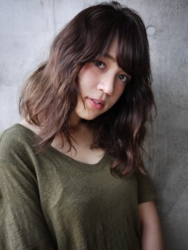 リパブリッシュ バイ ゴズウェルヘア(Republish by Goeswell Hair) 抜け感カールセミディ