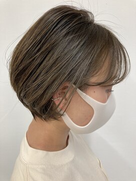 コワファースト 大分(COIFF1RST) ハイライト×ショートボブ