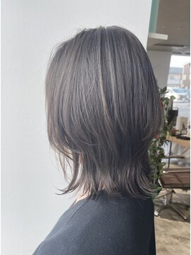 エクラバイナチュラル(eclat by Natural) くびれミディ/ウルフ/ミディアム/ボブ/ゆったりくびれスタイル