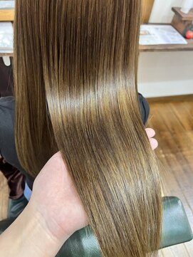 ル コワン ククー(Le coin coucou) 酸性ストレート