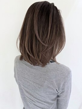 リル バイ ジルブラン(Lil by JIL BLAN) 前髪 こなれミディ イメチェン ウェーブパーマ 韓国マッシュ