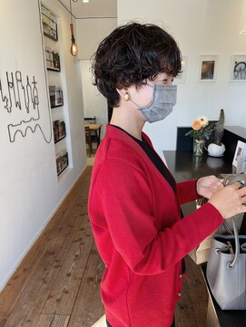 ポーズサロン(PAUSESALON) ショートパーマ