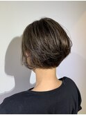 20代~50代/美シルエットショートヘア