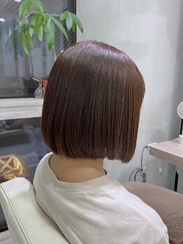 ルルー(L’heureux)の写真/【池袋駅徒歩4分】ダメージを抑える薬剤使用！髪への負担が少なく継続しやすい☆艶やかな仕上がりを実現♪