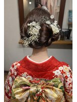 ネウィ 宮崎店(newi)&nbsp;成人式 王道シニヨン×金箔フラワー