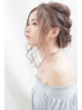 アナログ(analog) 【analog 溝の口】おくれ毛アレンジ