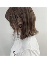 セカンド(2nd)&nbsp;切りっぱなしボブ/ハイライト/ケアブリーチ