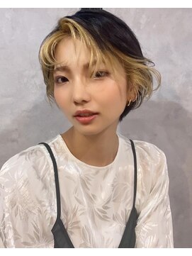 ヒロ クラシコ ヘアー(HILO CLASSICO hair) インナーカラー　ショートボブ